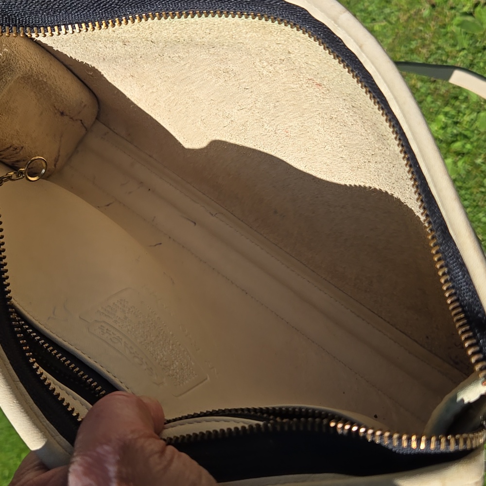 Coach Cream Crossbody Bag - Picture 11 of 12